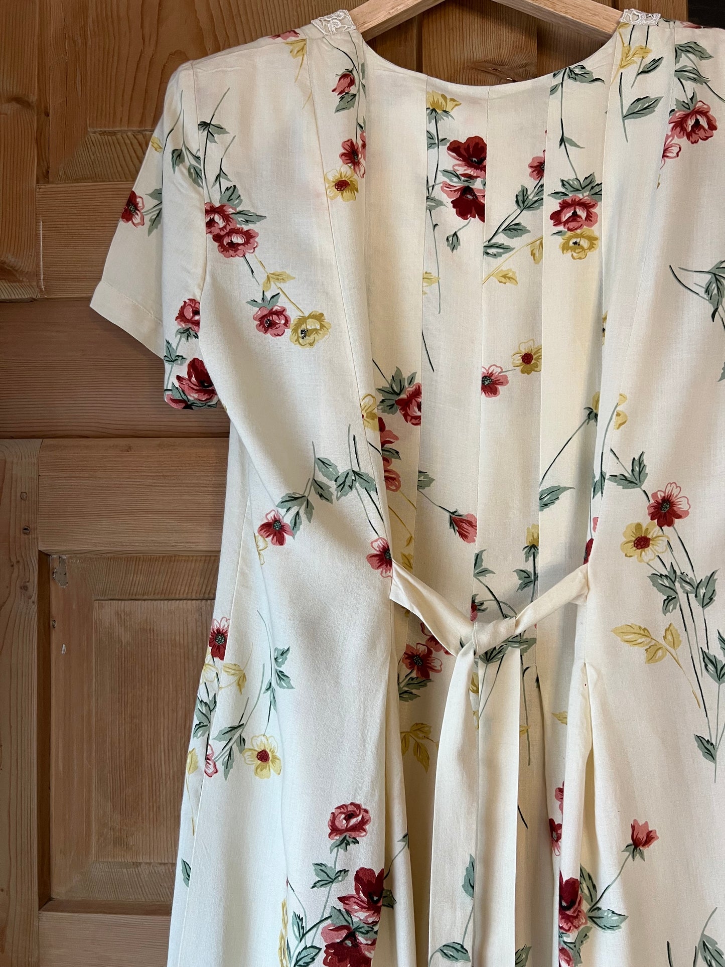 Vtg Floral Dress