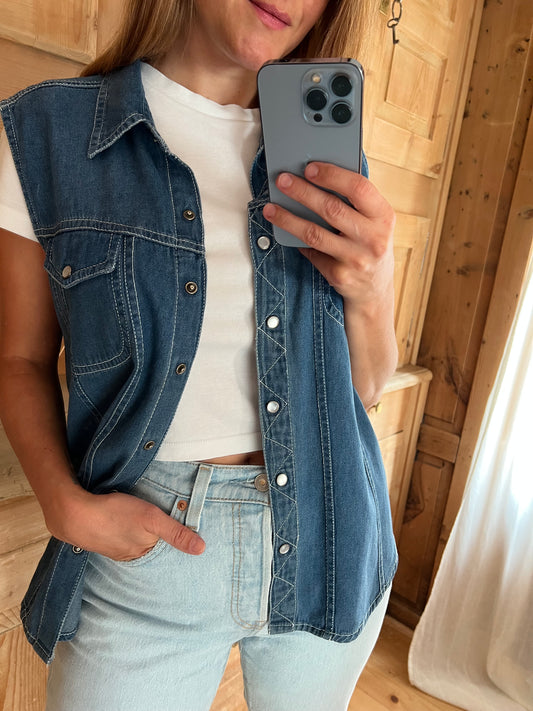 Sleeveless 90s Denim Shirt