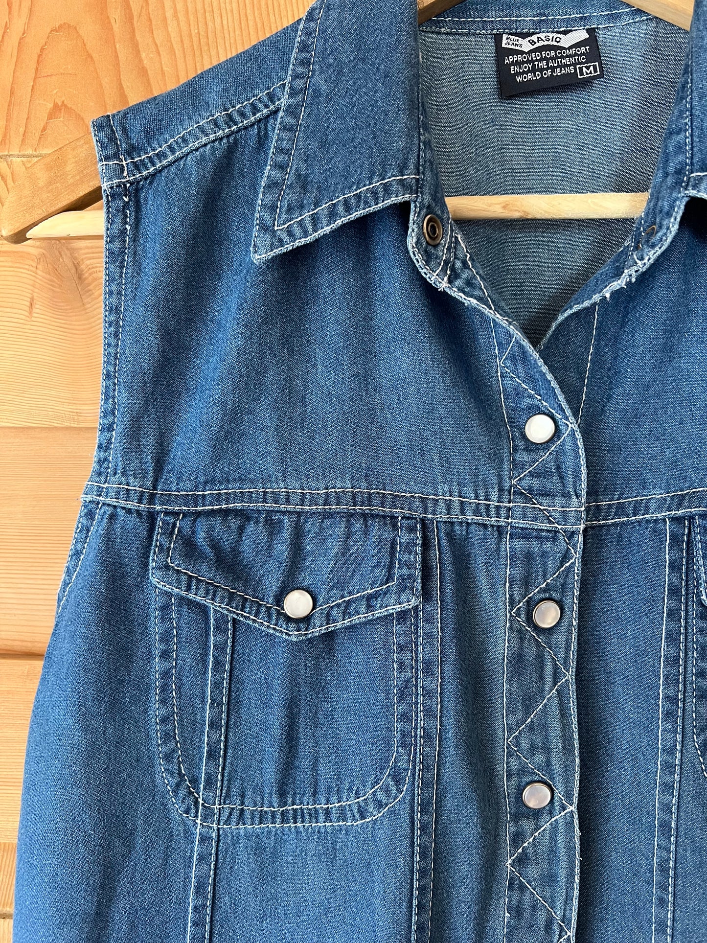 Sleeveless 90s Denim Shirt