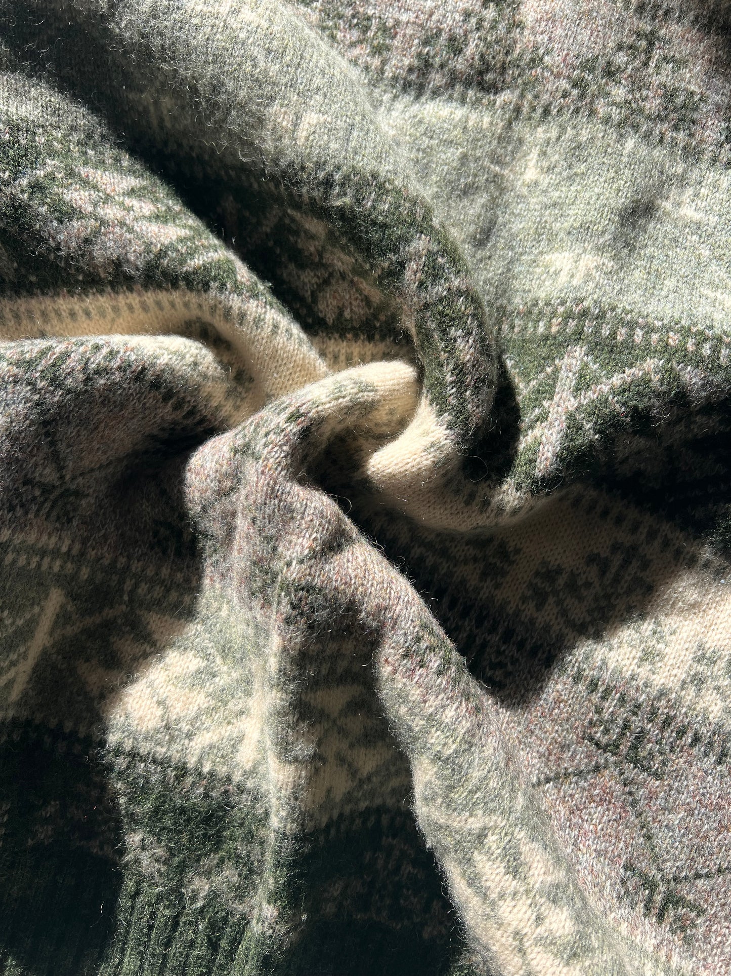 Vtg Pure Wool Jumper